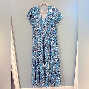 Soft Surroundings cap sleeve tiered maxi dress EUC size medium blue white
